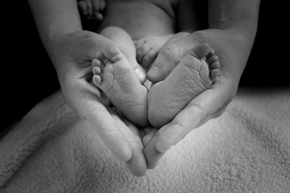 Naturopathic Doula: Postpartum Care for Mom and Baby