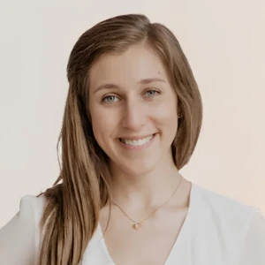 Dr. Alexa Torontow